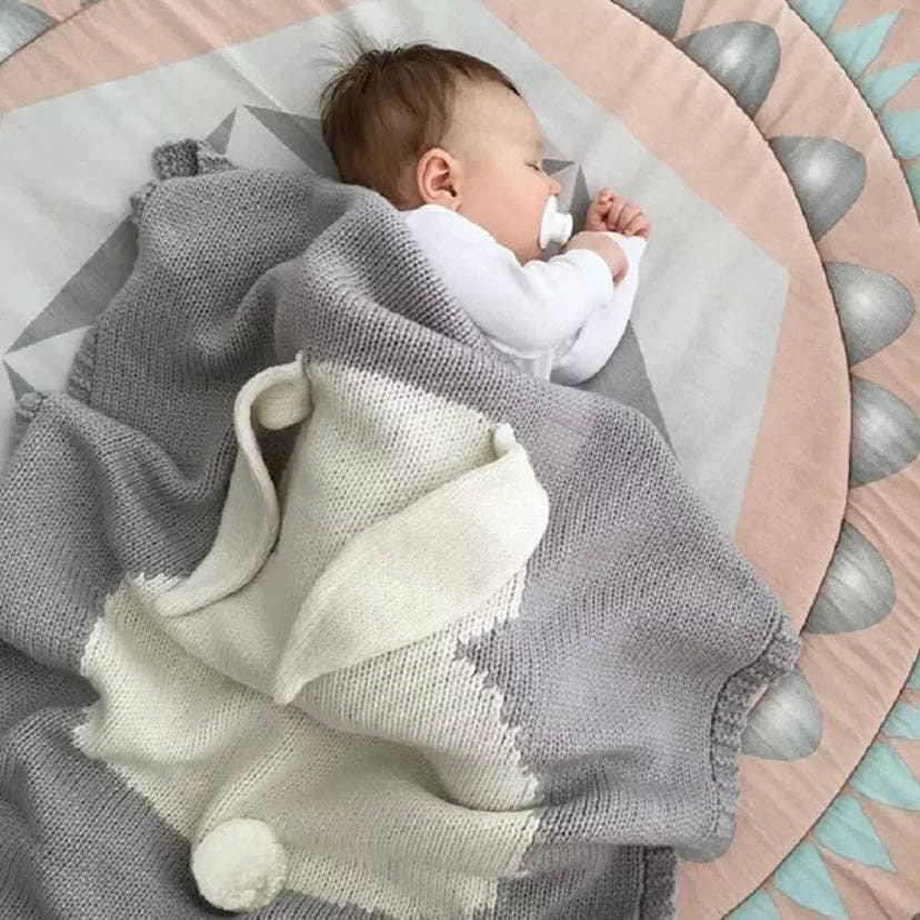 Annie & Charles® Hasen Baby Kuscheldecke