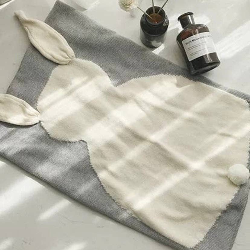 Annie & Charles® Hasen Baby Kuscheldecke