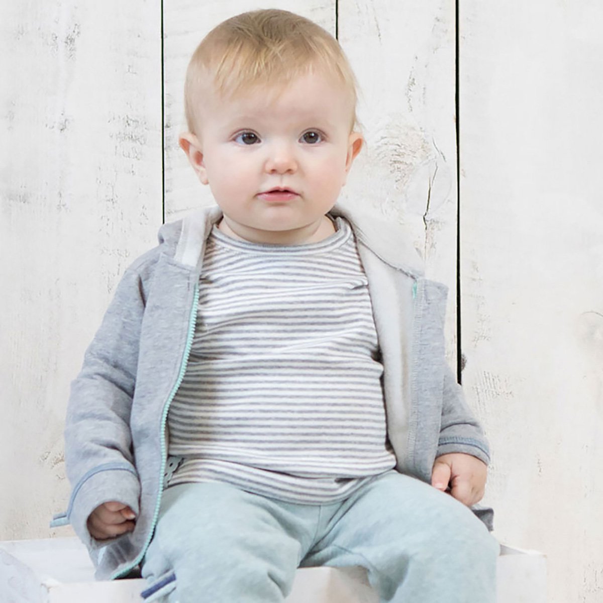 OrganicEra Organic Baby Hoodie – Stylish, Sustainable, Cozy