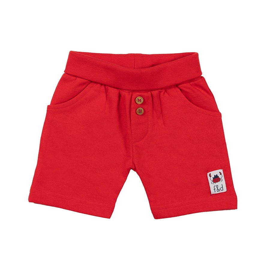 Piratenshorts in Rot – Bequemer Sommerlook für kleine Abenteurer