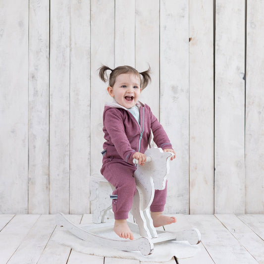 OrganicEra Bio-Baby-Kapuzenjacke, Bordeaux – Stilvoll, gemütlich und nachhaltig
