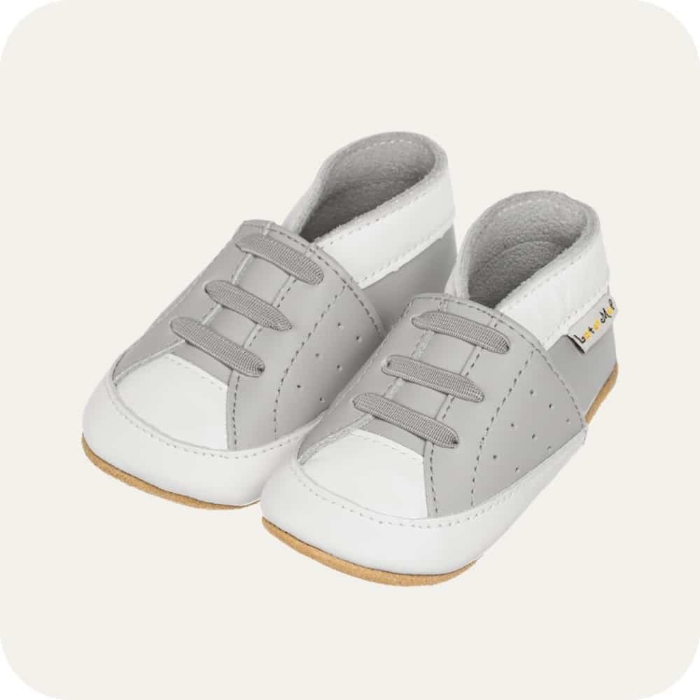 Graue Lauflernschuhe aus Wildleder – Weich, flexibel & perfekt für kleine Füße