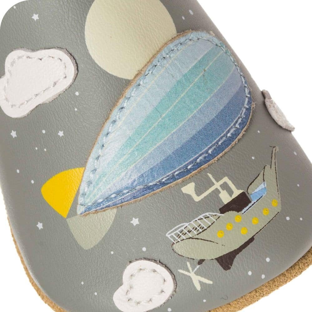 Lauflernschuhe „Zeppelin“ – Weiche Wildlederschuhe für kleine Entdecker der Lüfte